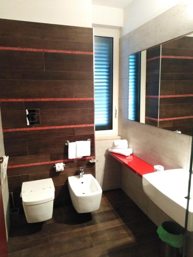 Hotel Lafayette Джовинаццо Экстерьер фото